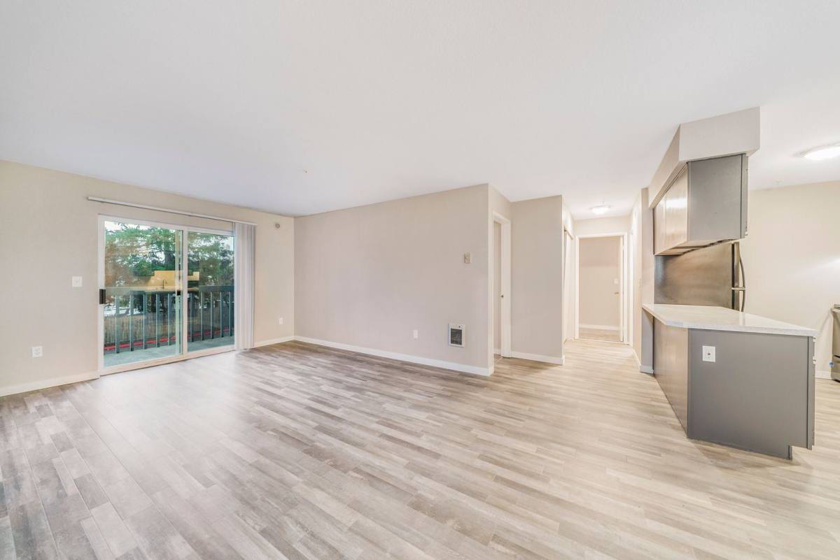 Apartment for rent at 1825 - 1827 E Division St, Mount Vernon, WA 98274