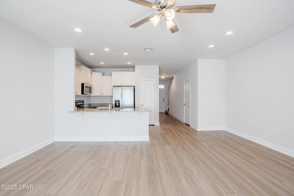 Townhouse for rent at 7472 Shadow Lake Dr, Panama City Beach, FL 32407