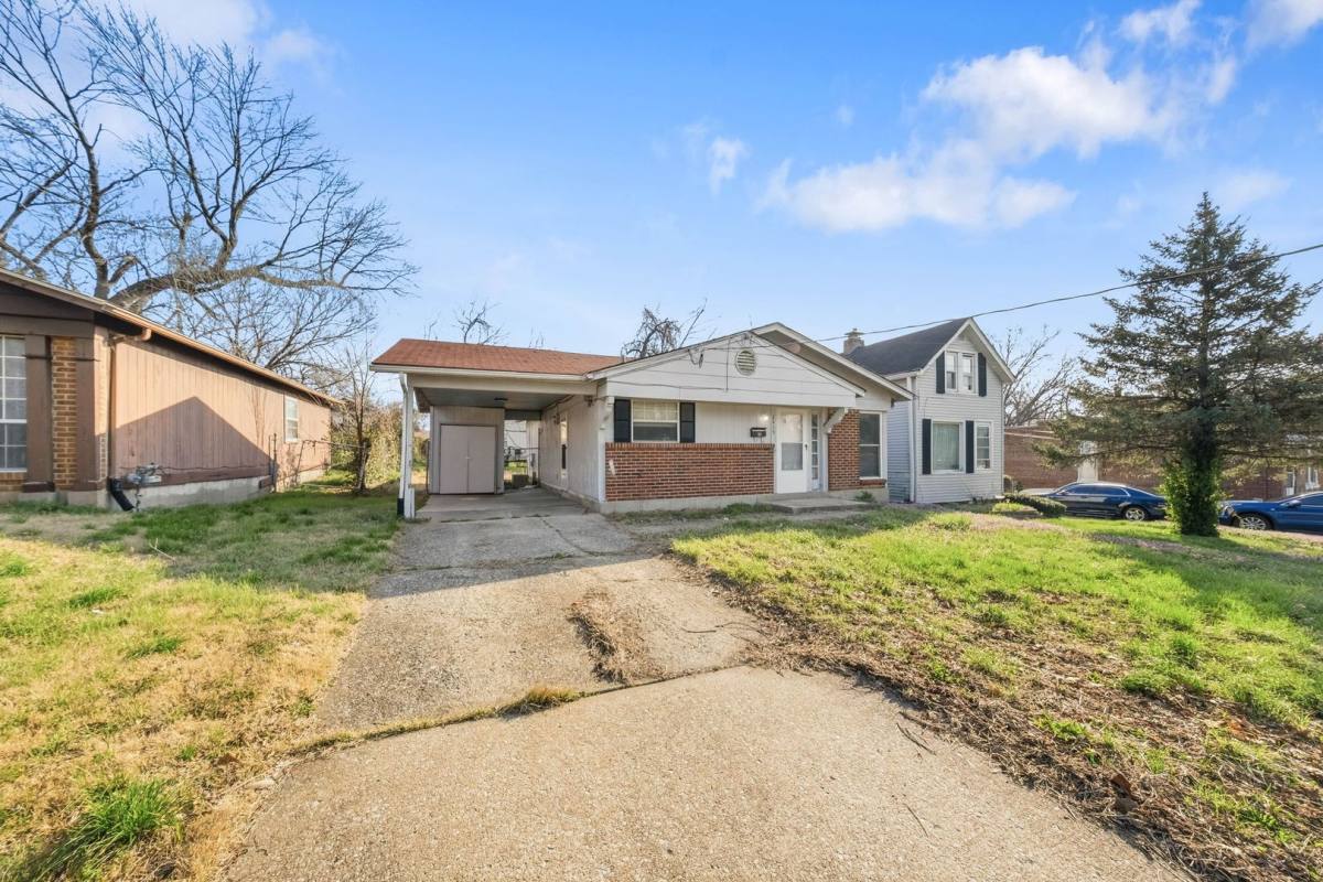 House for rent at 2415 Shirley, Saint Louis, MO 63136