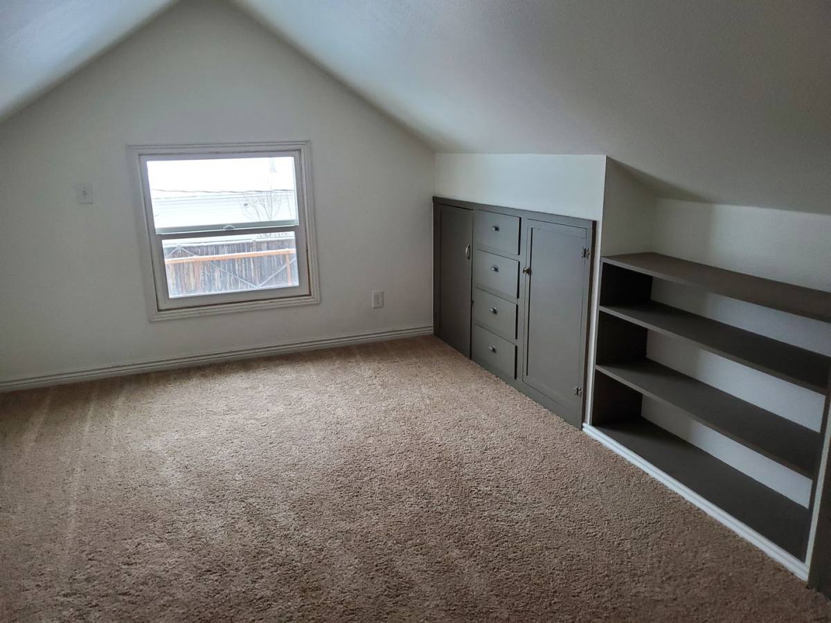 Apartment for rent at 1206 2nd St, La Grande, OR 97850