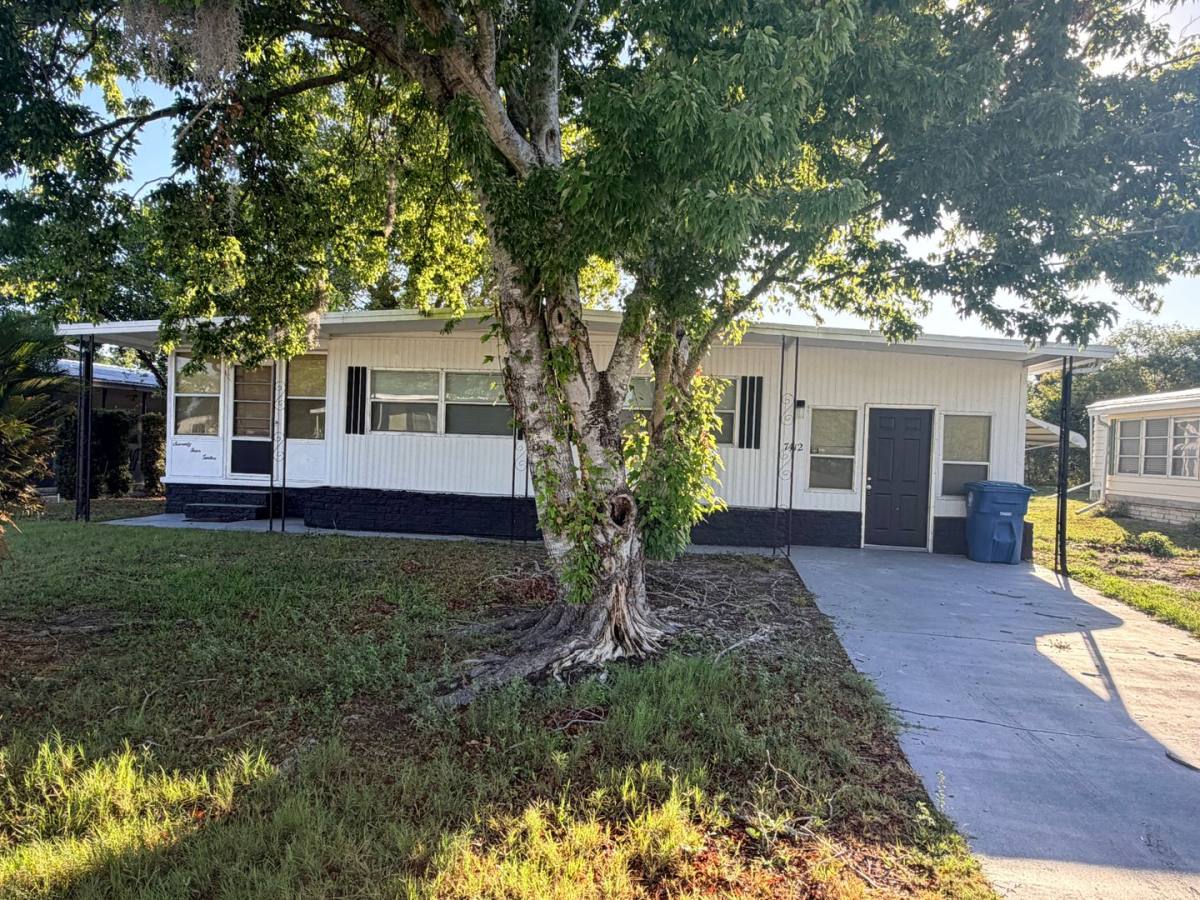 House for rent at 7412 Western Circle Dr, Brooksville, FL 34613