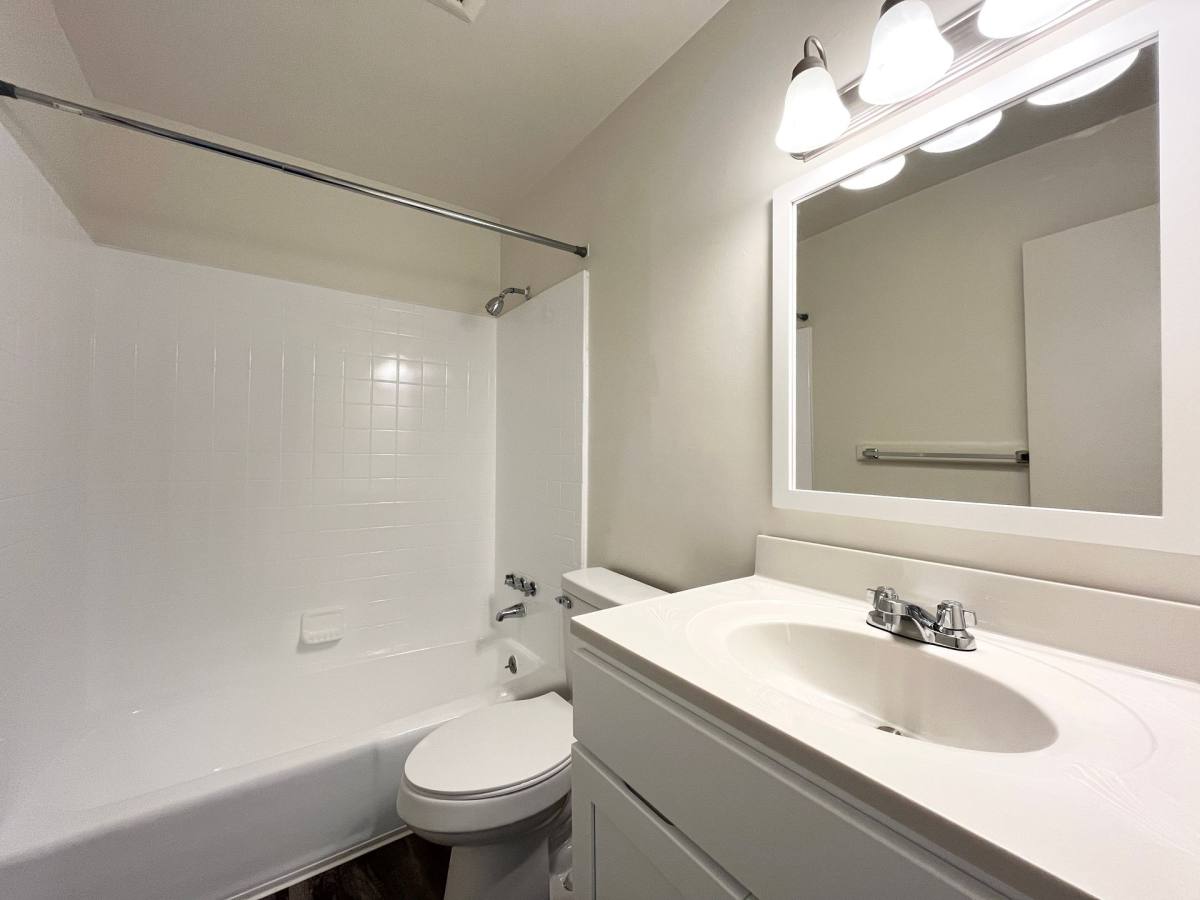 Apartment for rent at 100 Tricia Lane, Newport News, VA 23601