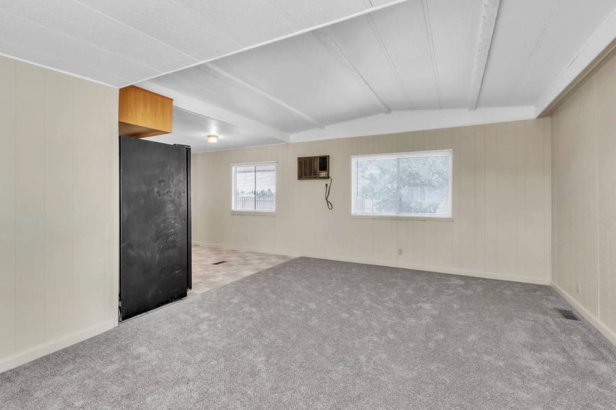 House for rent at 7986 Excelsior Rd, Sacramento, CA 95829