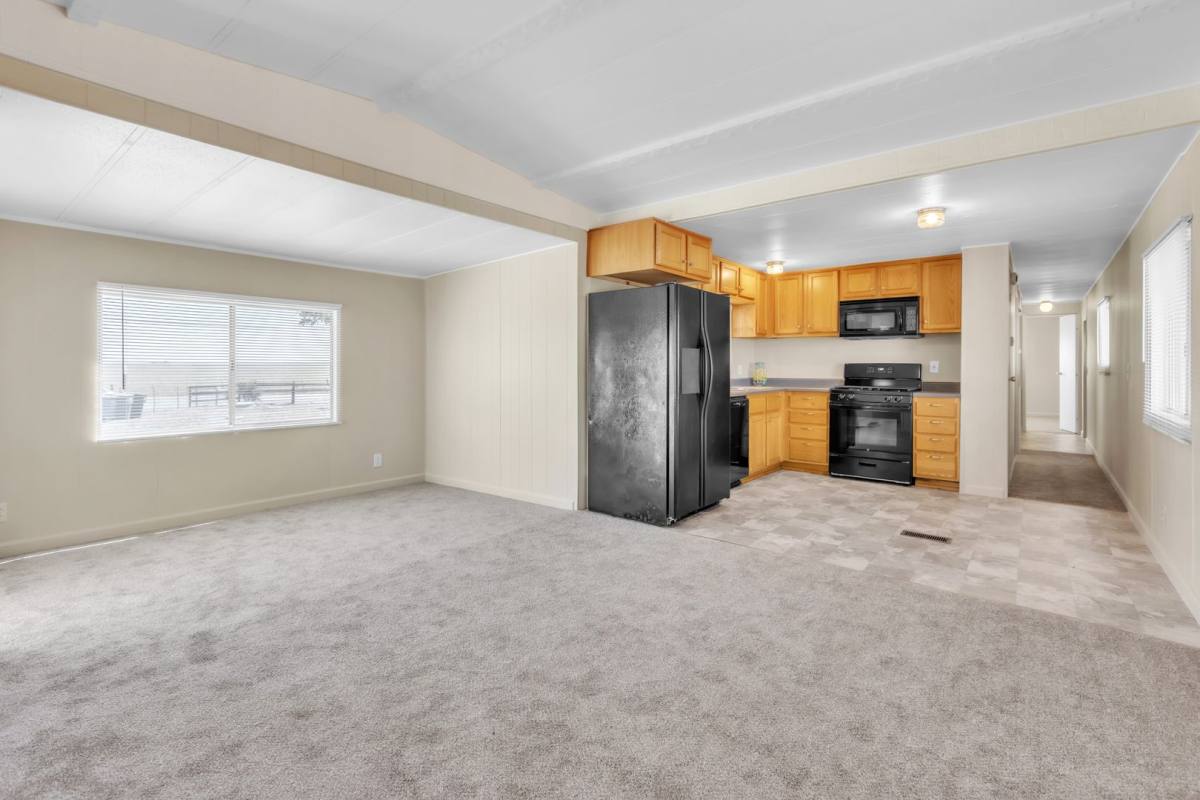 House for rent at 7986 Excelsior Rd, Sacramento, CA 95829