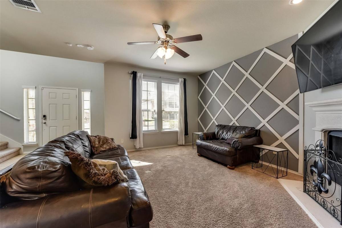 House for rent at 1300 Land Oak Rd, Royse City, TX 75189