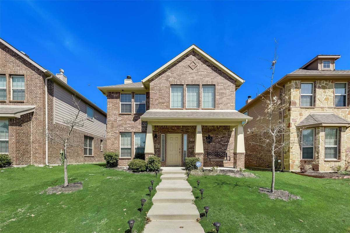 House for rent at 1300 Land Oak Rd, Royse City, TX 75189