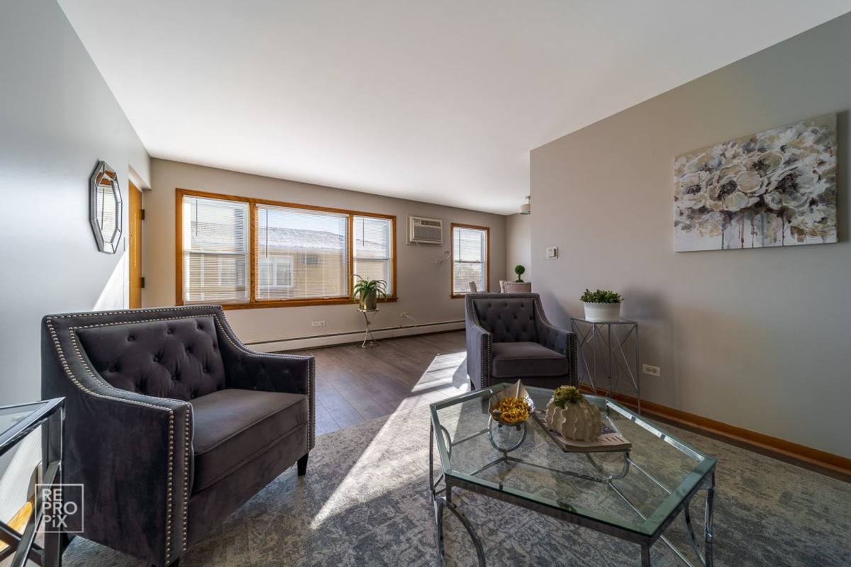 Apartment for rent at 5000 Harrison St, Hillside, IL 60162
