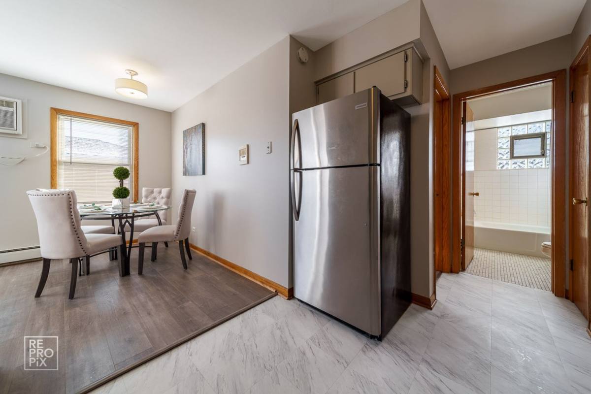 Apartment for rent at 5000 Harrison St, Hillside, IL 60162