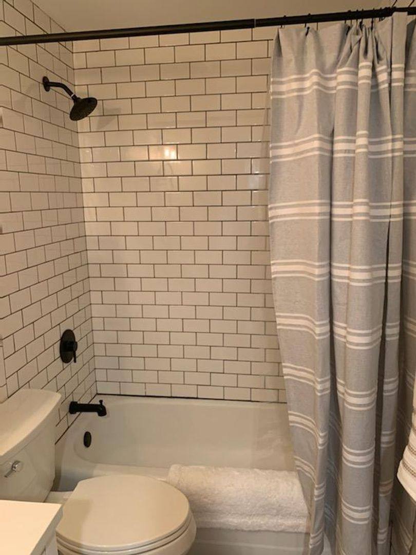 Apartment for rent at 4125 Holdrege St, Lincoln, NE 68503
