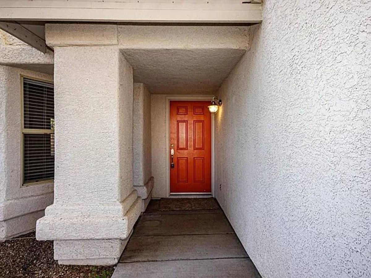 House for rent at 10136 E Axe Handle Court, Tucson, AZ 85748