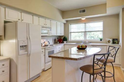Townhouse for rent at 3400 Autumn Woods Dr #6152, Chaska, MN 55318