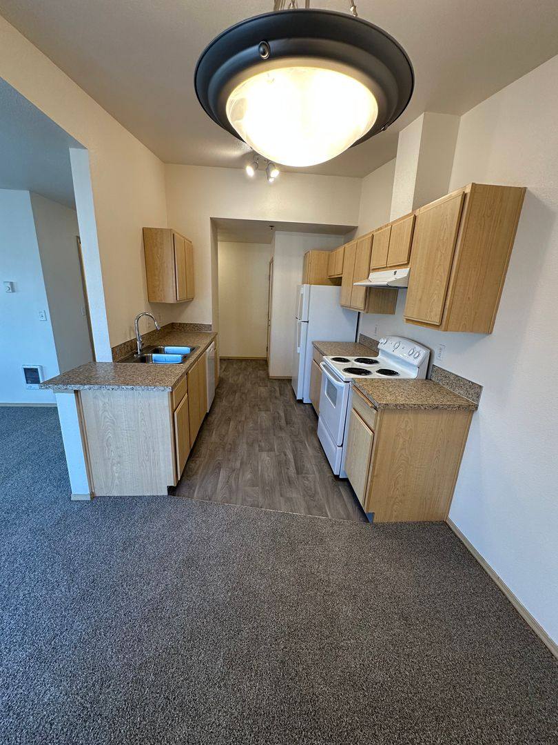 Apartment for rent at 1938 Geary St SE, Albany, OR 97322