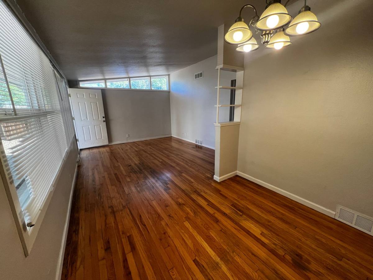 Townhouse for rent at 1932 Dallas St, Aurora, CO 80010