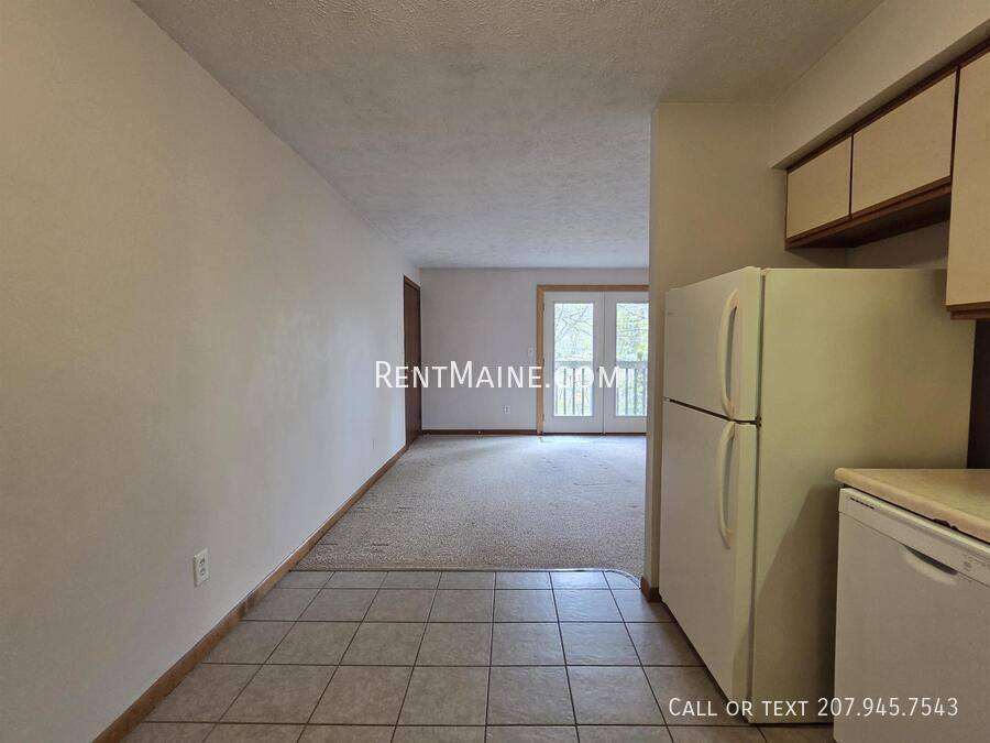 Apartment for rent at 4 Hartley St #7, Lewiston, ME 04240