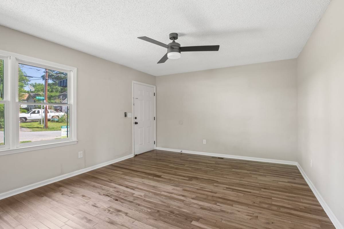 Apartment for rent at 800 Arlington St, Greensboro, NC 27406