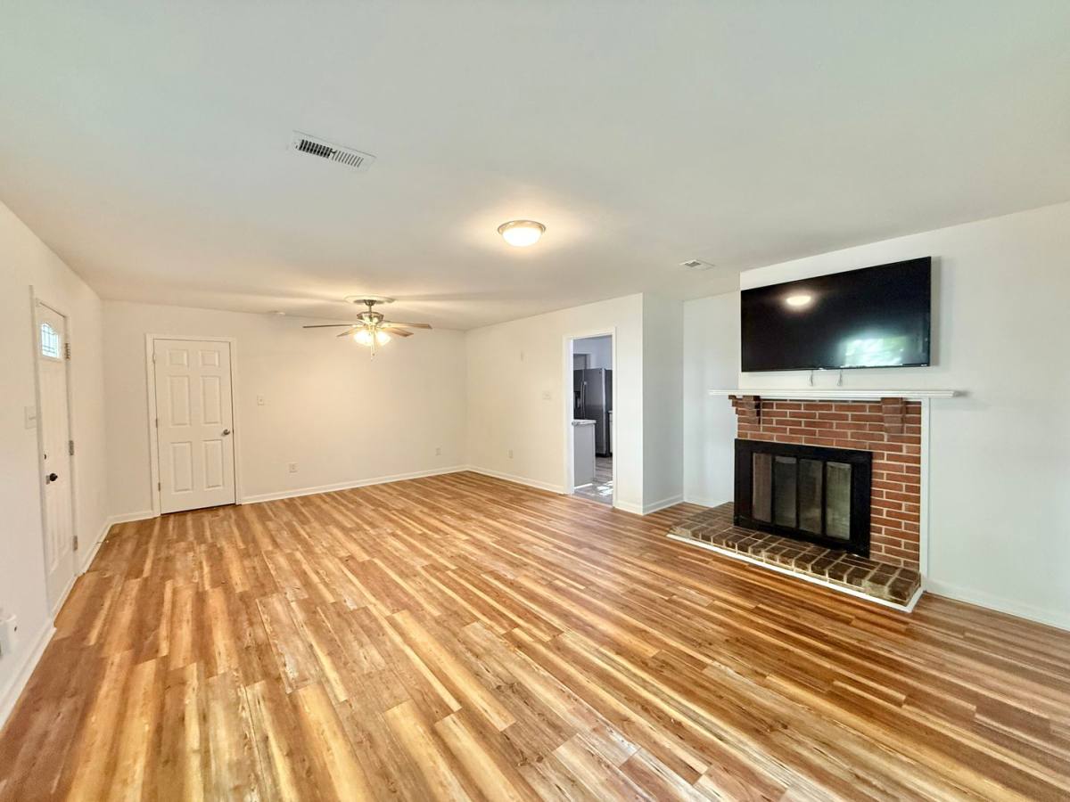 House for rent at 242 Pecan Rd, Raleigh, NC 27603