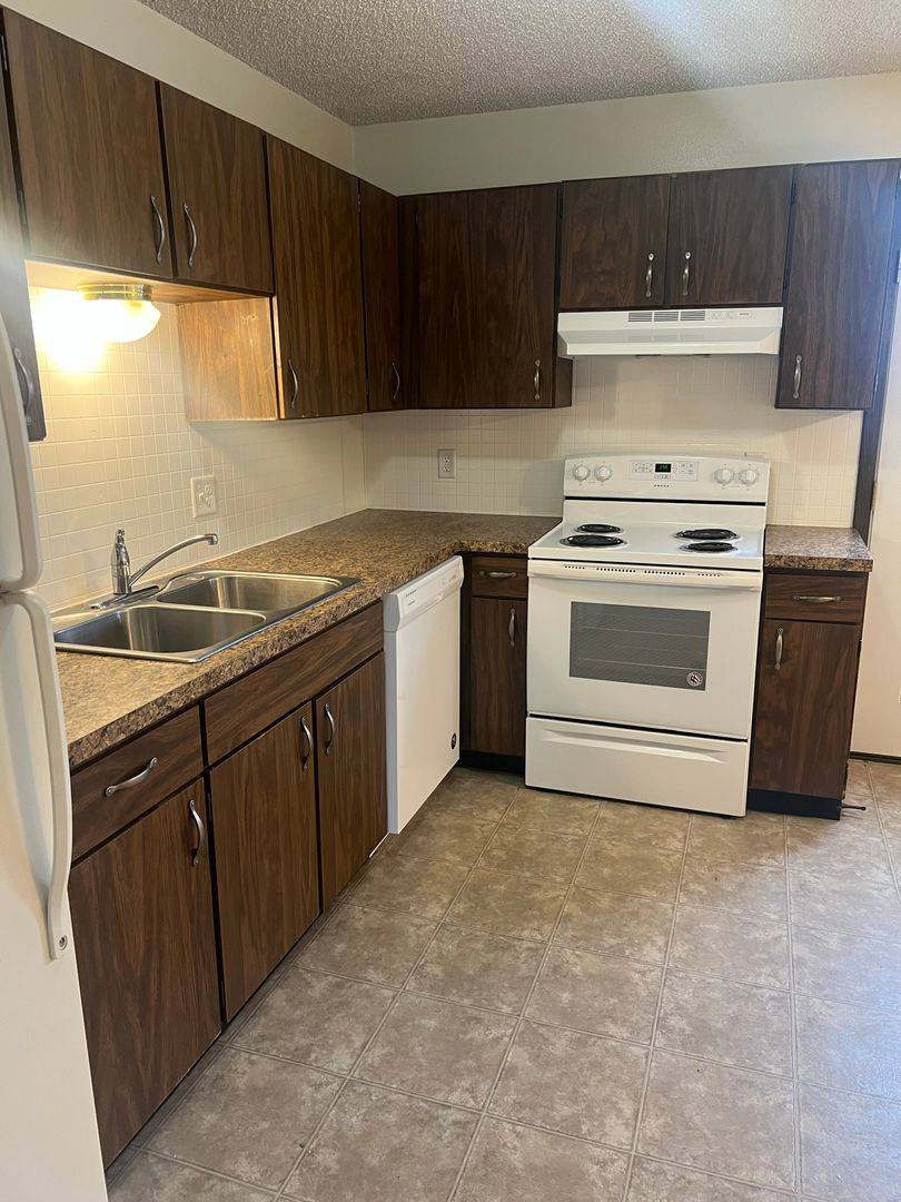 Townhouse for rent at 509 Elm Ave #8, Norfolk, NE 68701