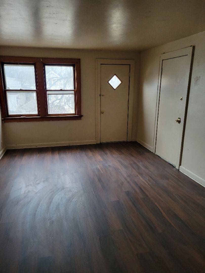 Townhouse for rent at 3822-3822A N 27th St, Milwaukee, WI 53216