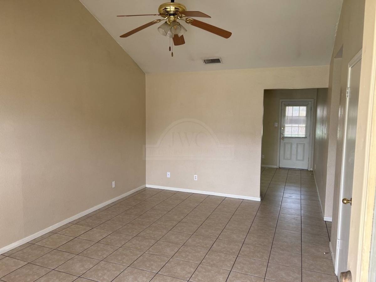 Townhouse for rent at 1905 Windward, Killeen, TX 76543