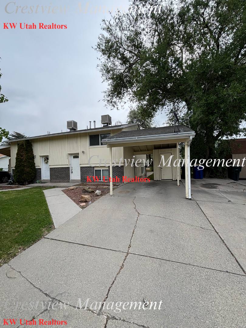 Apartment for rent at 2833 - 2835 S, West Valley City, UT 84119