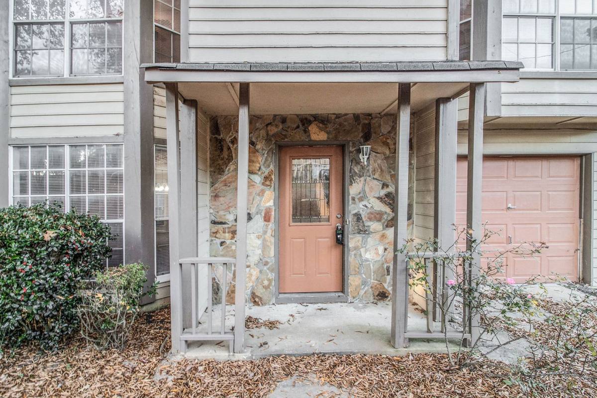 House for rent at 3470 Framingham Dr, Lithonia, GA 30038