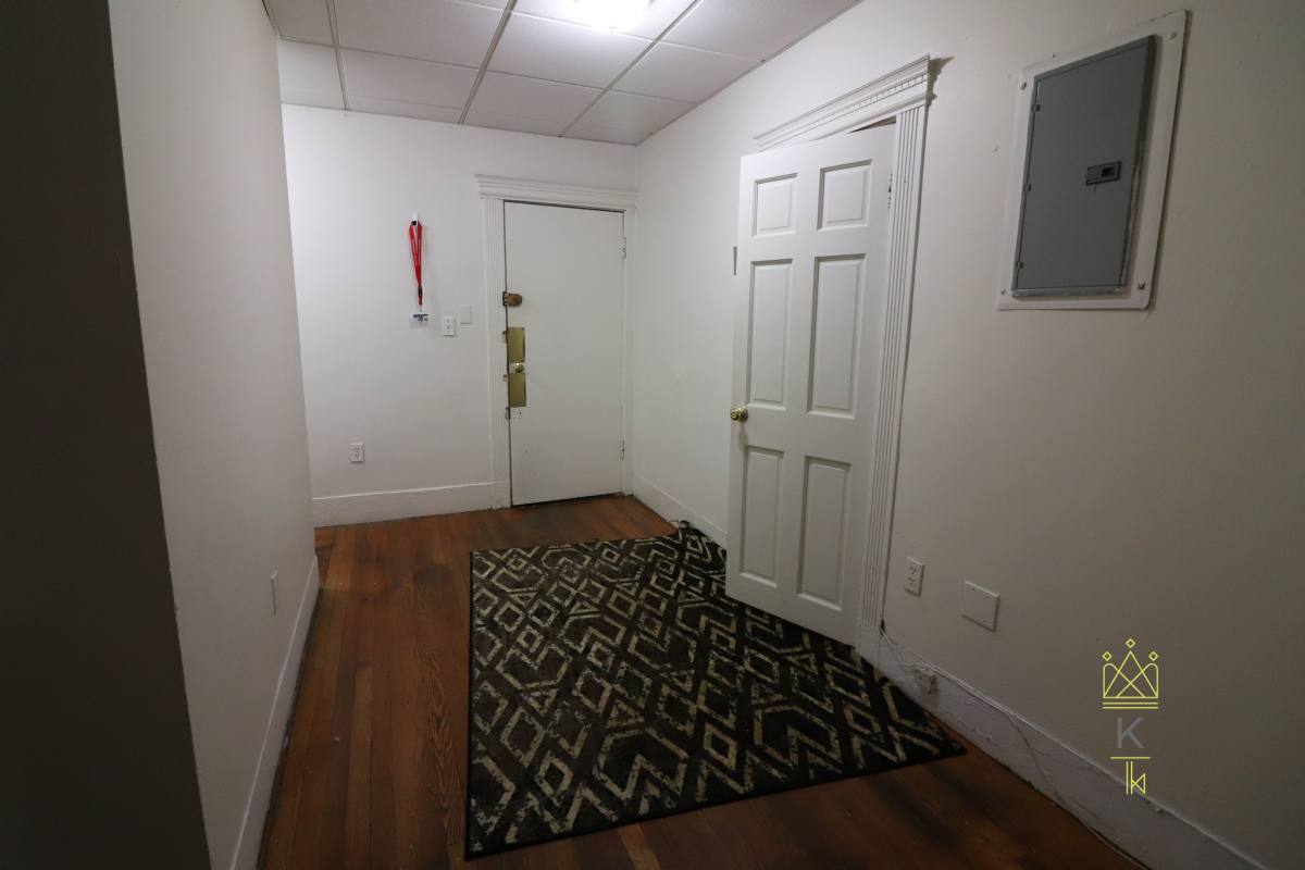Apartment for rent at 238 Hemenway St #2, Boston, MA 02115