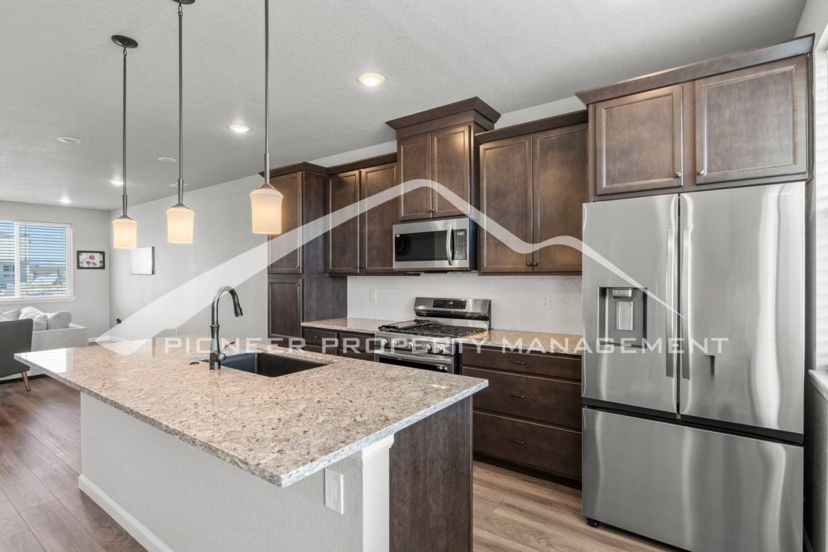 Townhouse for rent at 2008 Peridot Loop Heights, Colorado Springs, CO 80908