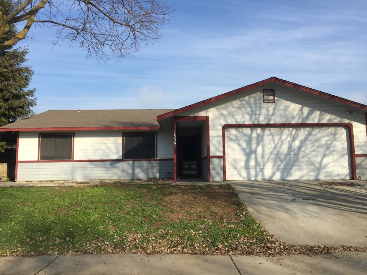 House for rent at 1859 Heritage Dr, Merced, CA 95341