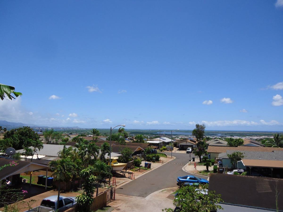 House for rent at 94-500 Kuahui St, Waipahu, HI 96797
