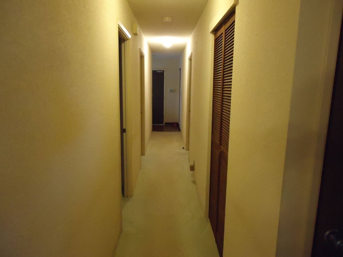 House for rent at 94-500 Kuahui St, Waipahu, HI 96797