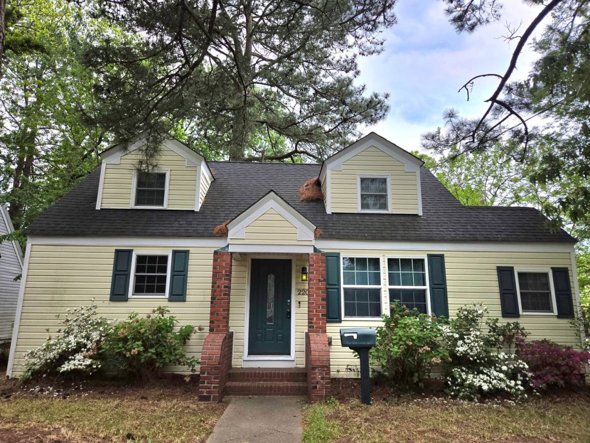 House for rent at 2201 Pershing Ave, Norfolk, VA 23509