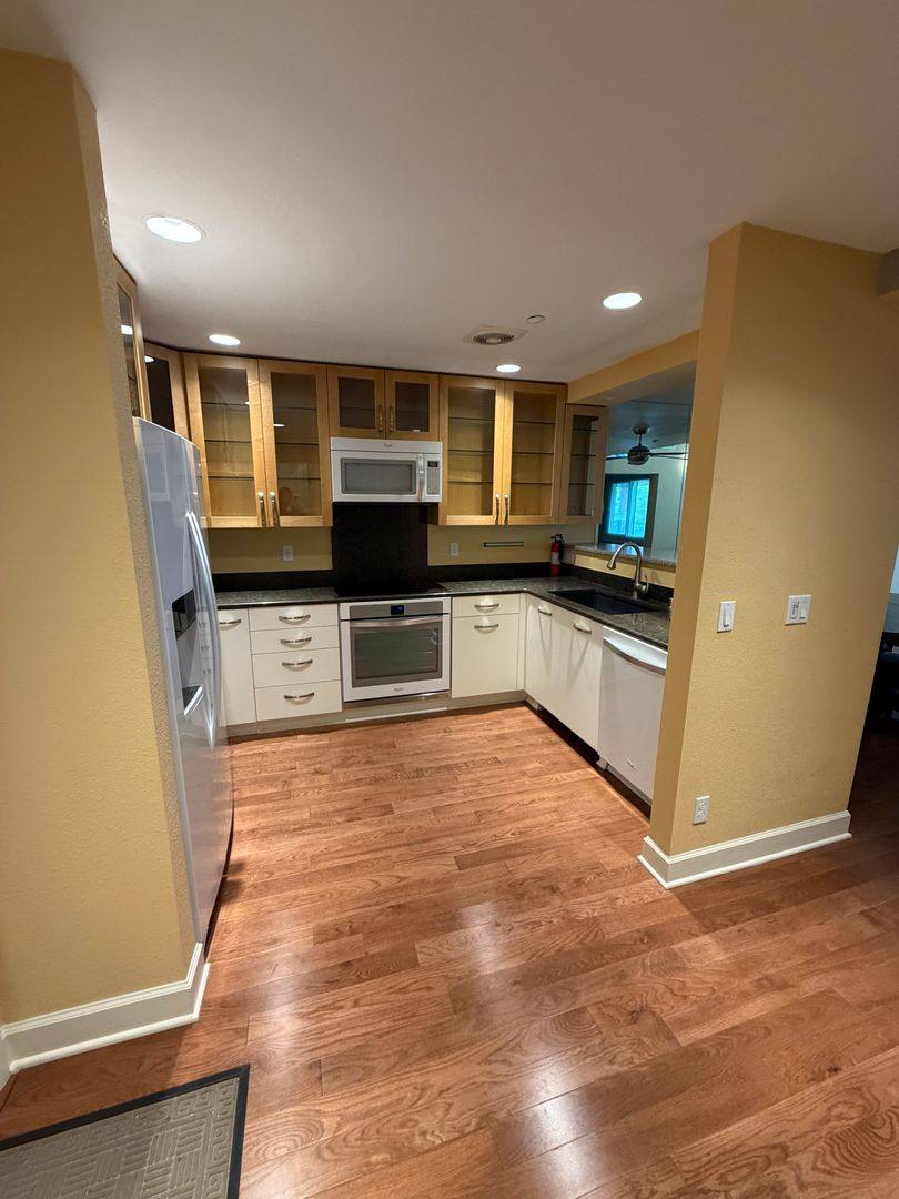 Apartment for rent at 520 SE Columbia River Dr, Vancouver, WA 98661