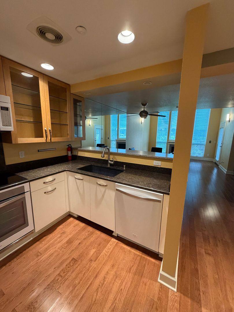Apartment for rent at 520 SE Columbia River Dr, Vancouver, WA 98661