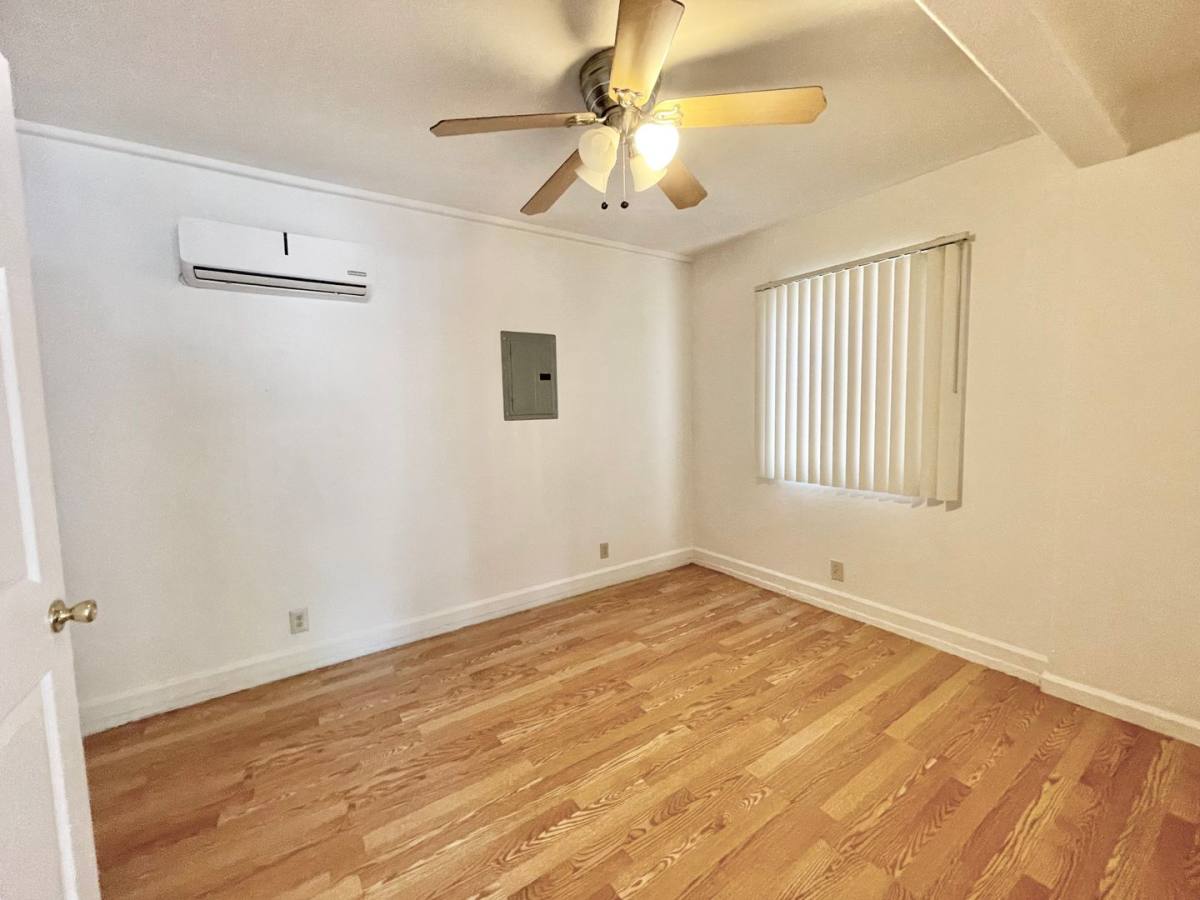 Apartment for rent at 2714 F St, Sacramento, CA 95816