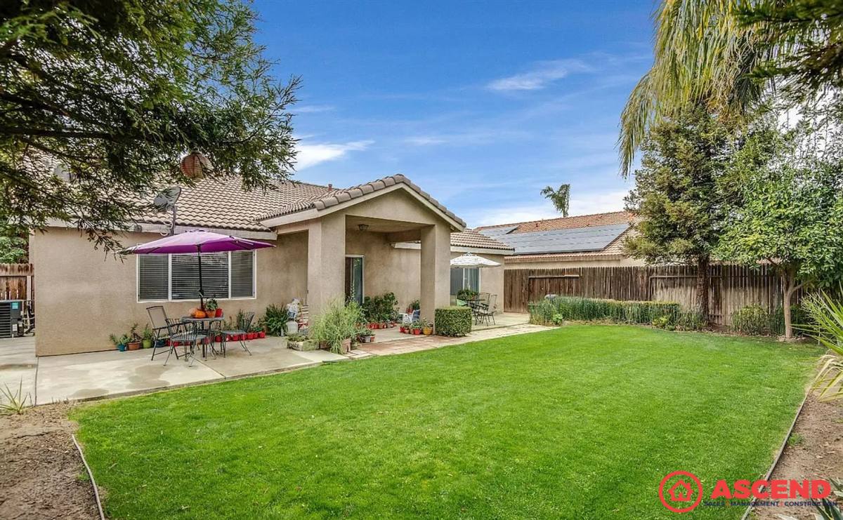 House for rent at 10208 Pyramid Peak Dr, Bakersfield, CA 93311