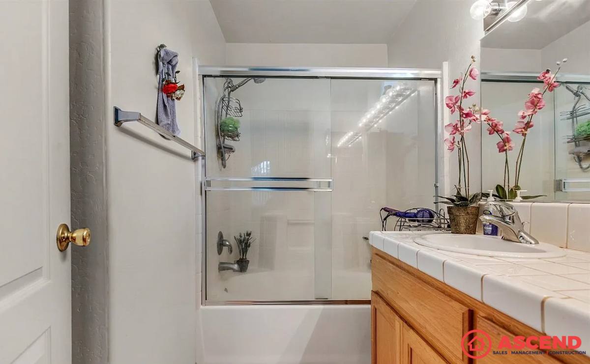 House for rent at 10208 Pyramid Peak Dr, Bakersfield, CA 93311