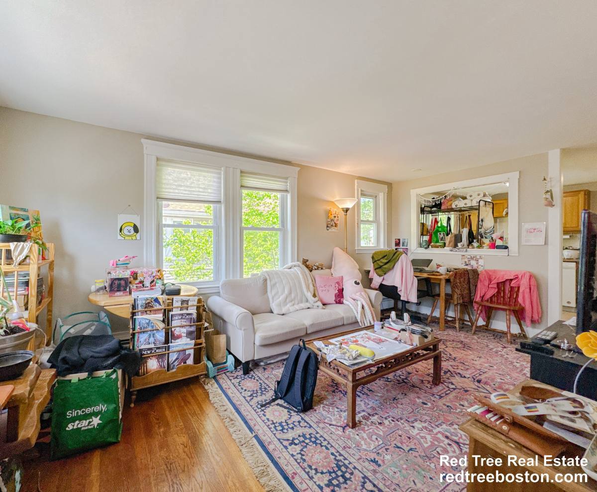 Apartment for rent at 21 Town Hill St #2, Quincy, MA 02169