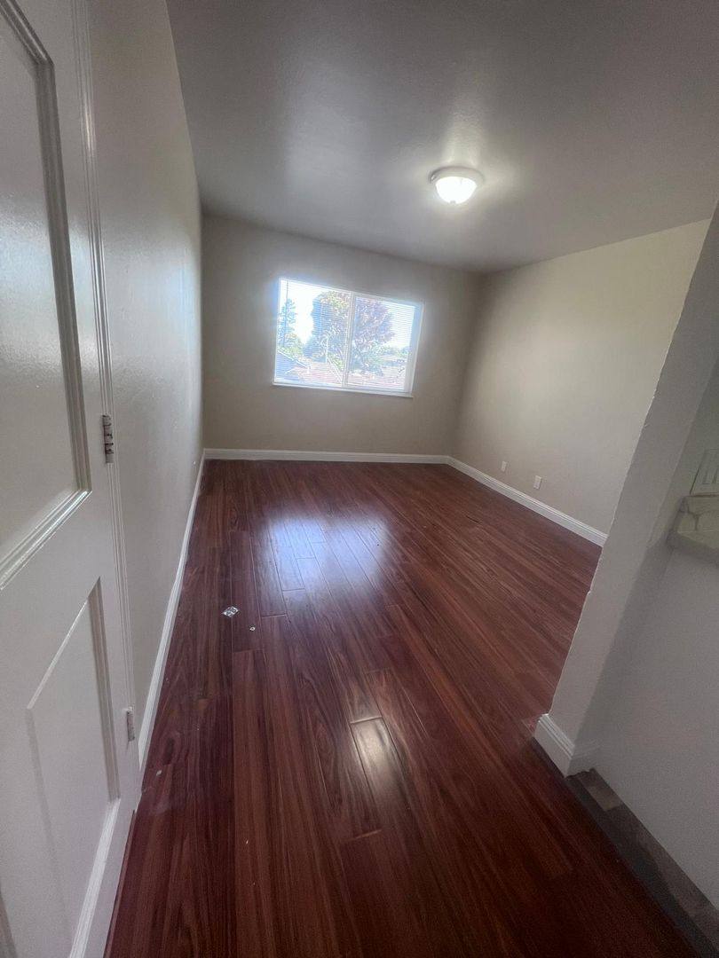 Apartment for rent at 1102 Henderson Rd, Menlo Park, CA 94025