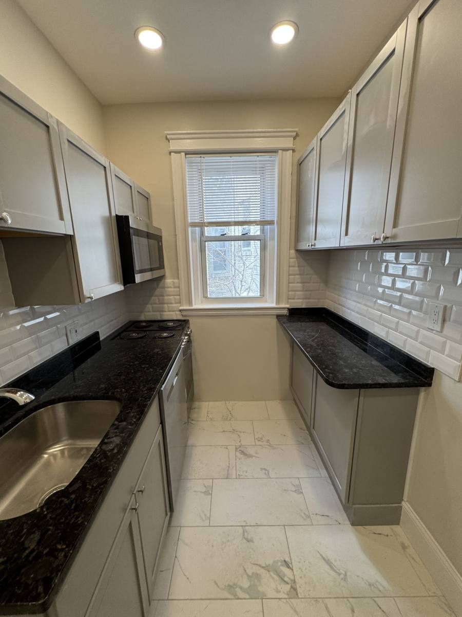 Apartment for rent at 109 Strathmore Rd #11, Brighton, MA 02135