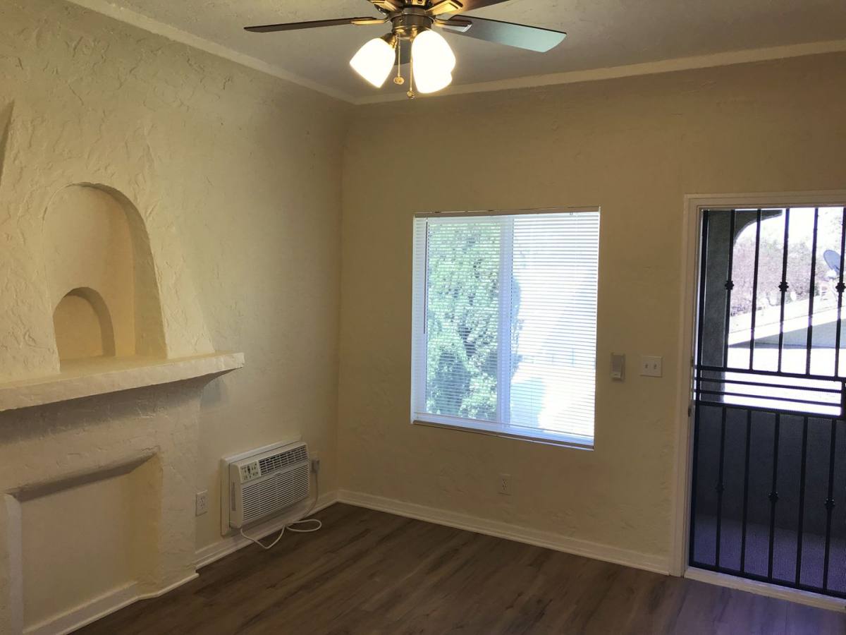 Apartment for rent at 1409-1415 Warren Ave, Long Beach, CA 90813