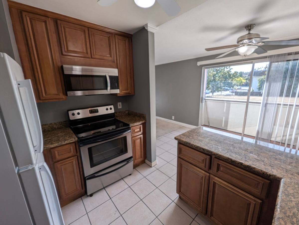 Condo for rent at 1699 Laguna St, Concord, CA 94520