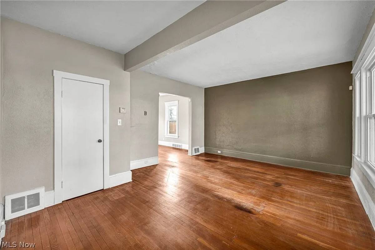 House for rent at 651 E 115th St, Cleveland, OH 44108
