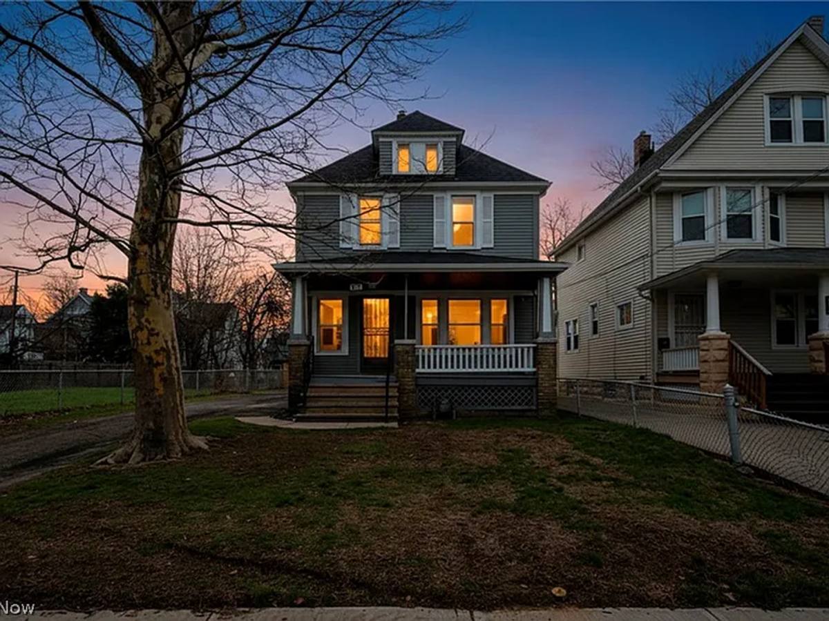 House for rent at 651 E 115th St, Cleveland, OH 44108