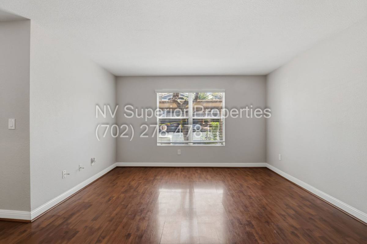 Apartment for rent at 5055 W Hacienda Ave, Las Vegas, NV 89118