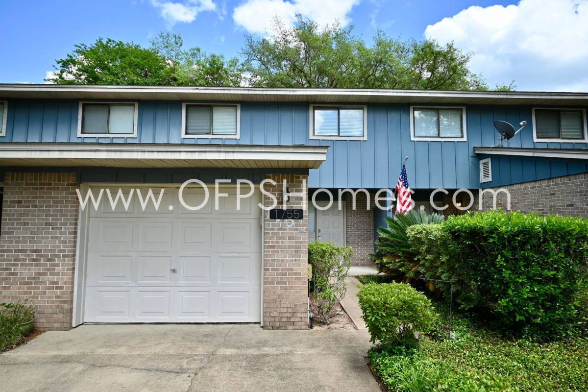 Townhouse for rent at 1755 Union Ave, Niceville, FL 32578