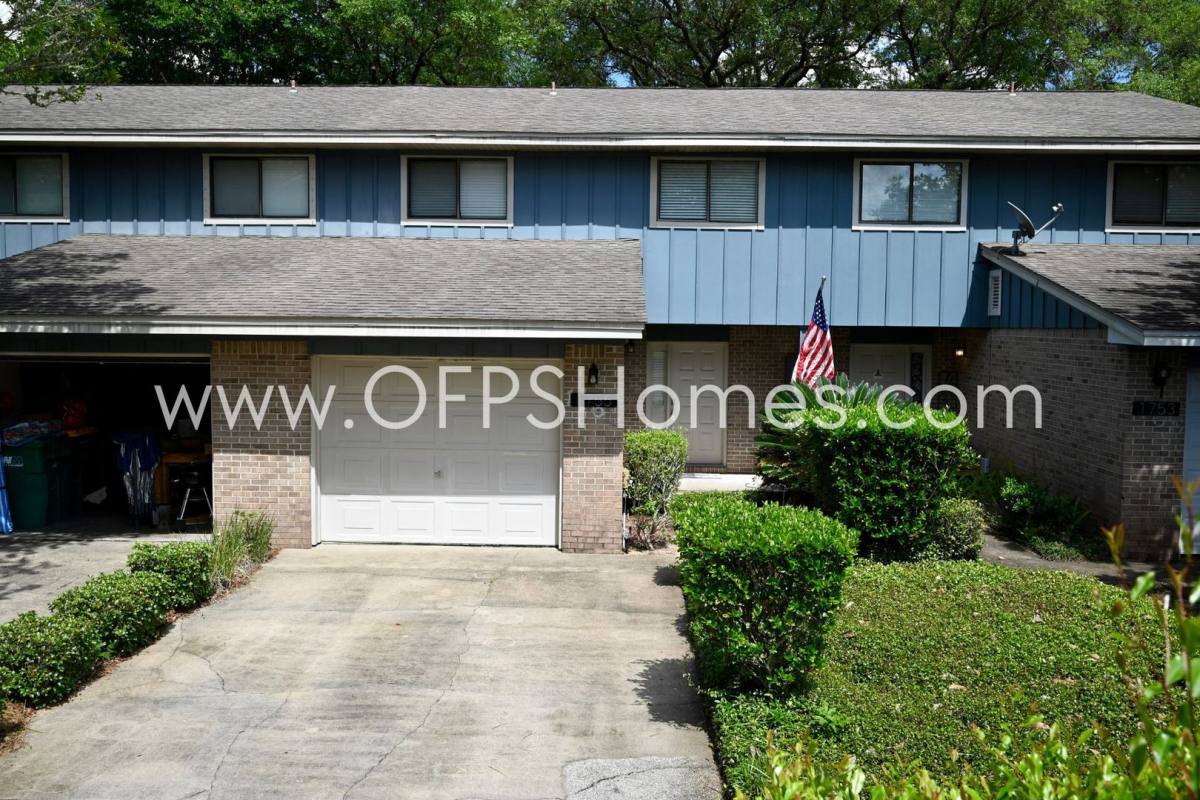 Townhouse for rent at 1755 Union Ave, Niceville, FL 32578