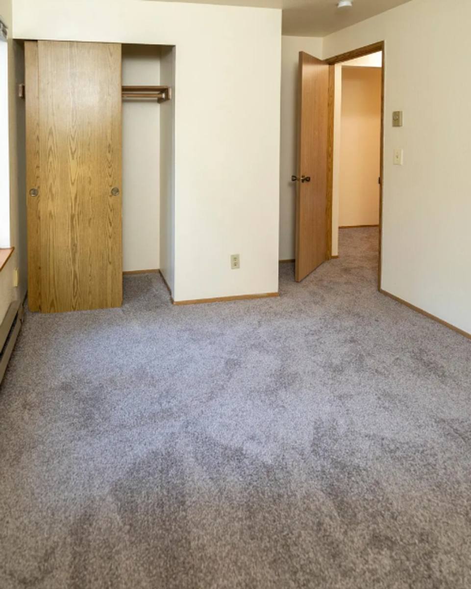 Apartment for rent at 117 S 330th St, Federal Way, WA 98003