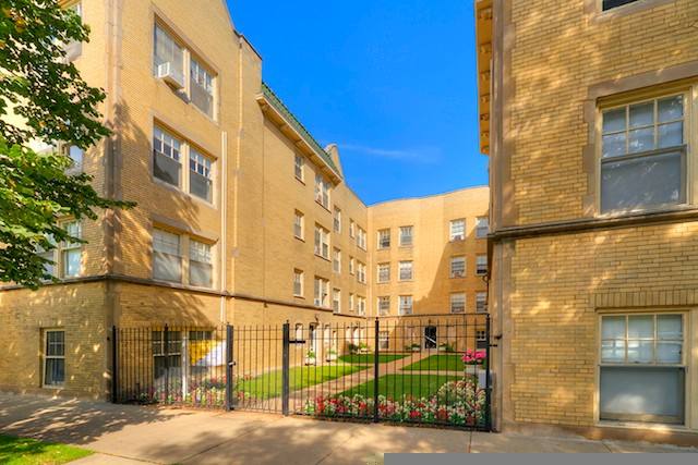 Apartment for rent at 1606 W Sunnyside #GDN, Chicago, IL 60640