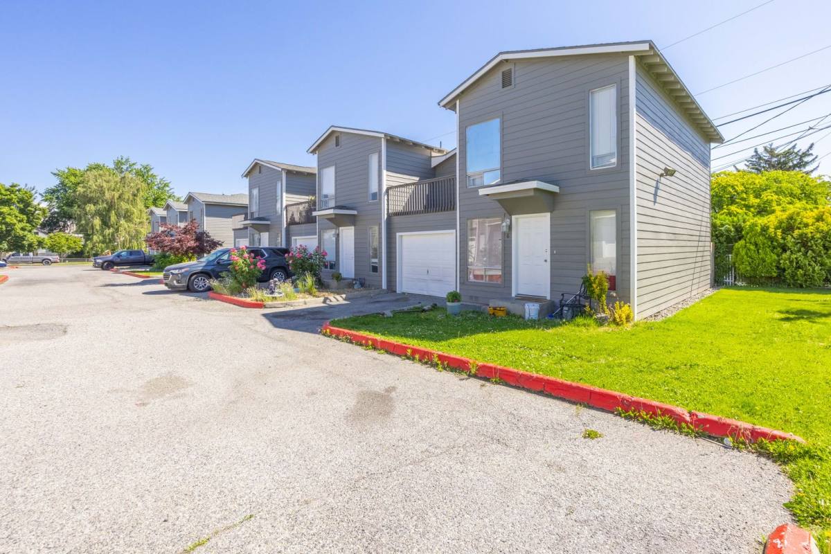 Townhouse for rent at 1107 Westwood Ave, Wenatchee, WA 98801