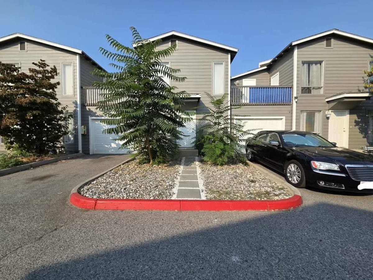 Townhouse for rent at 1107 Westwood Ave, Wenatchee, WA 98801